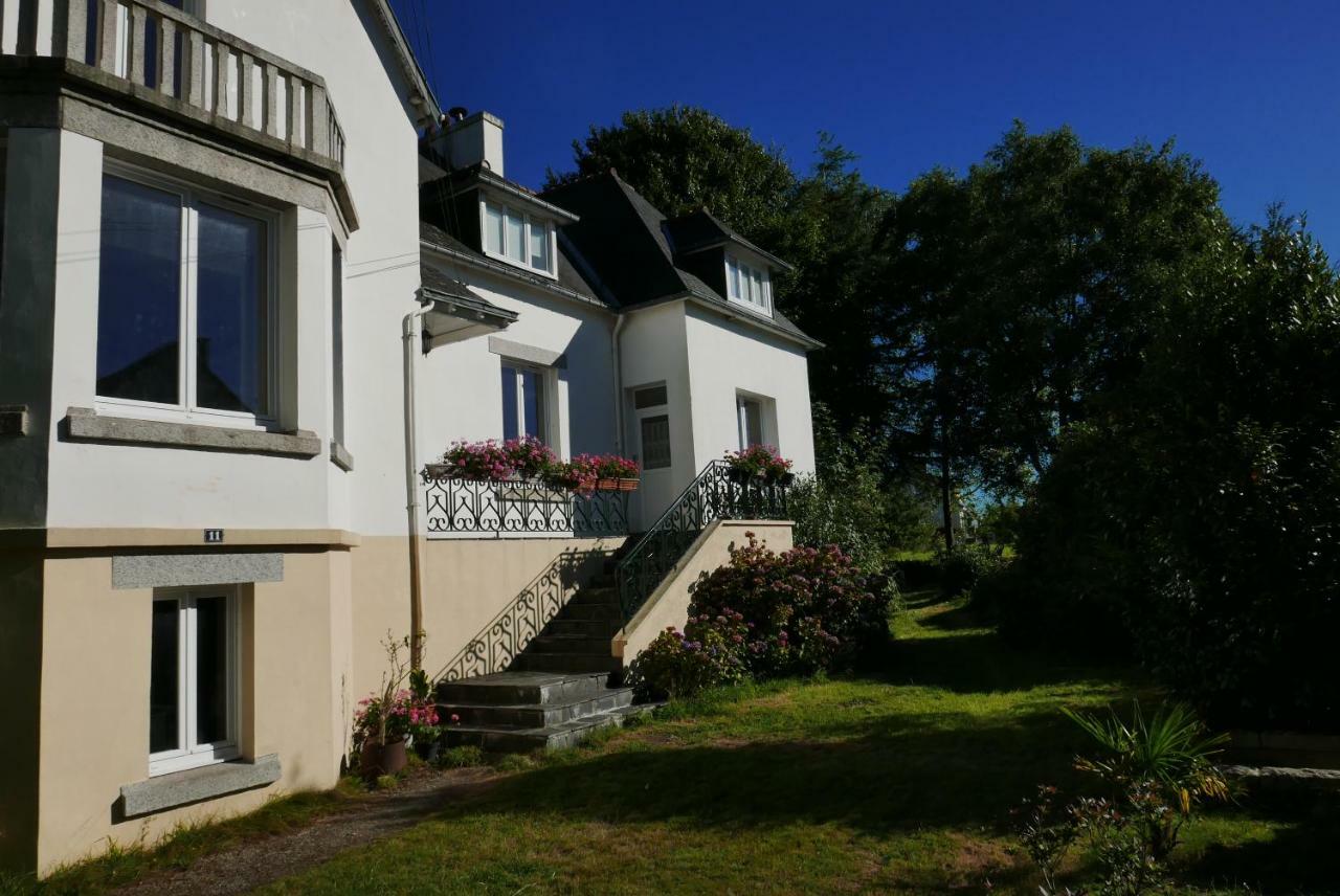 Vallee Des Ardoisieres Mael-Carhaix Exterior foto